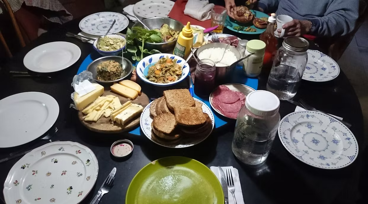 An incredible meal with Guests
